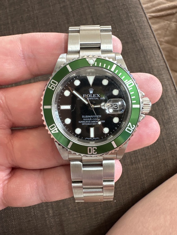 ロレックス サブマリーナー 16610Lv（高級時計）の商品画像 - 査定依頼日：2025年9月23日 - 最高査定価格：2,000,000円