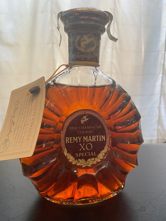 レミーマルタンXOスペシャル（お酒）の商品画像 - 査定依頼日：2025年8月14日 - 最高査定価格：7,500円