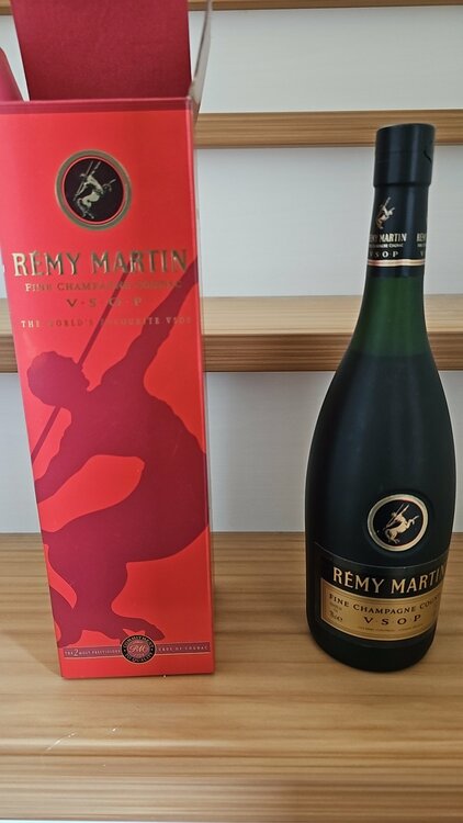 レミーマルタン（お酒）の商品画像 - 査定依頼日：2026年3月21日 - 最高査定価格：3,000円