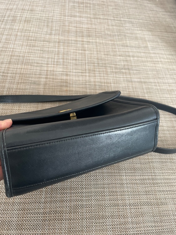 その他 コーチ （ブランドバッグ）の商品画像 - 査定依頼日：2026年3月23日 - 最高査定価格：2,500円