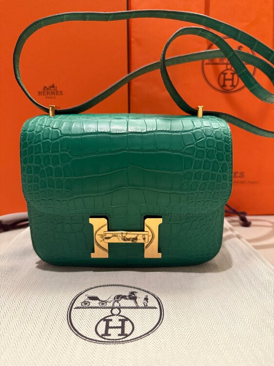 エルメス コンスタンス （ブランドバッグ）の商品画像 - 査定依頼日：2025年3月5日 - 最高査定価格：3,000,000円