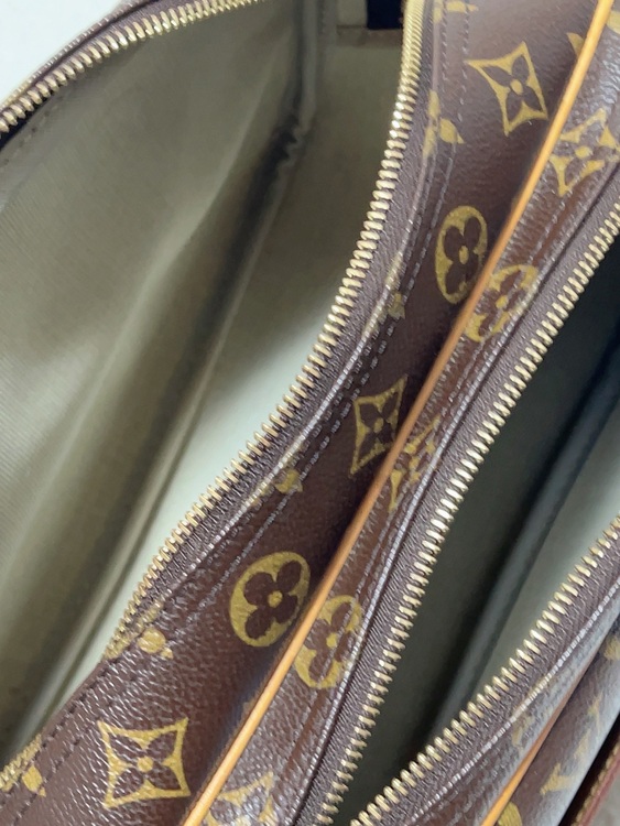 ルイヴィトン モノグラム （ブランドバッグ）の商品画像 - 査定依頼日：2025年9月21日 - 最高査定価格：70,000円
