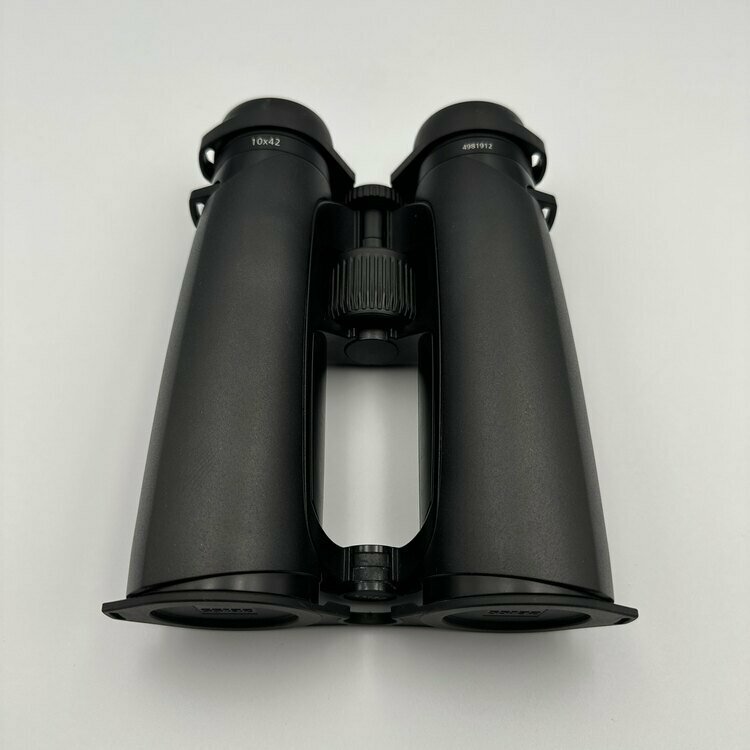 zeiss victory sf 10☓42（家電）の商品画像 - 査定依頼日：2026年7月21日 - 最高査定価格：160,000円