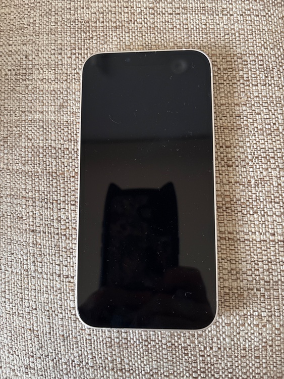 iPhone 13 128GB SIMフリー（スマホ）の商品画像 - 査定依頼日：2026年3月3日 - 最高査定価格：36,000円