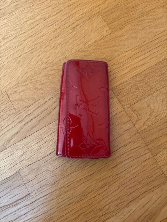 キーケース（ブランド財布・小物）の商品画像 - 査定依頼日：2025年9月3日 - 最高査定価格：4,000円