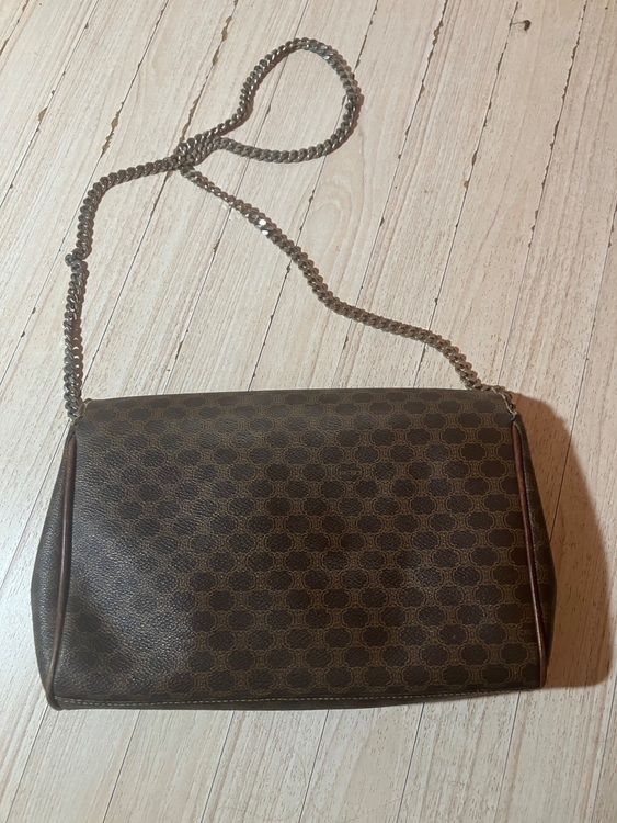 チェーンバック（ブランドバッグ）の商品画像 - 査定依頼日：2025年11月15日 - 最高査定価格：20,000円