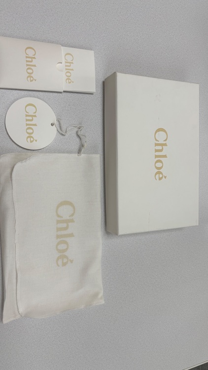 その他 クロエ （ブランドバッグ）の商品画像 - 査定依頼日：2025年9月11日 - 最高査定価格：3,000円