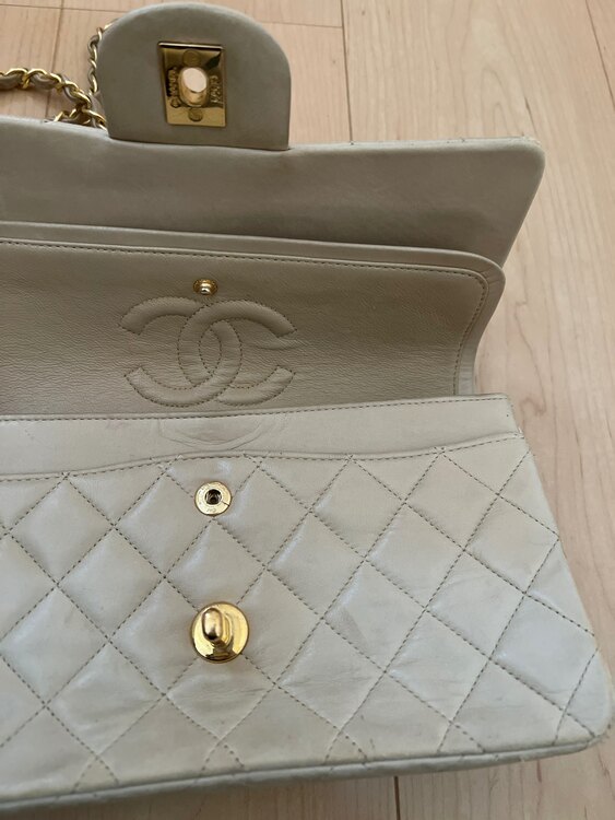 シャネル マトラッセ （ブランドバッグ）の商品画像 - 査定依頼日：2025年1月11日 - 最高査定価格：330,000円