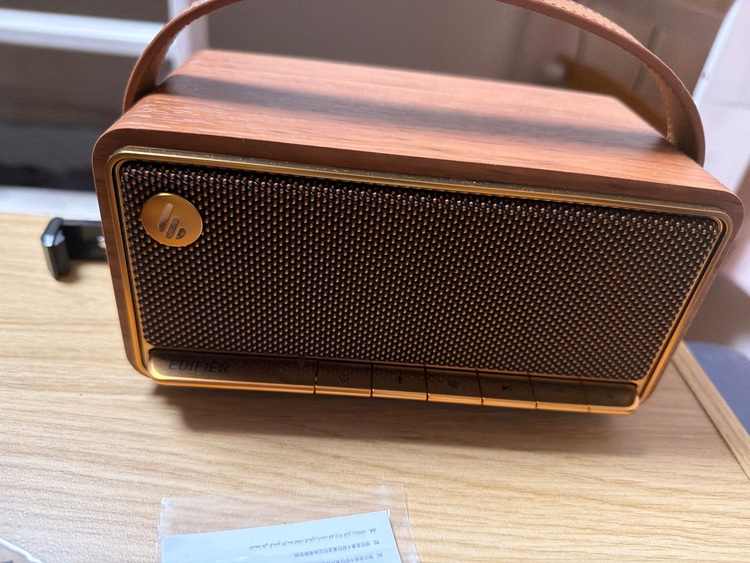 edifier mp330（オーディオ・スピーカー）の商品画像 - 査定依頼日：2025年10月28日 - 最高査定価格：4,000円