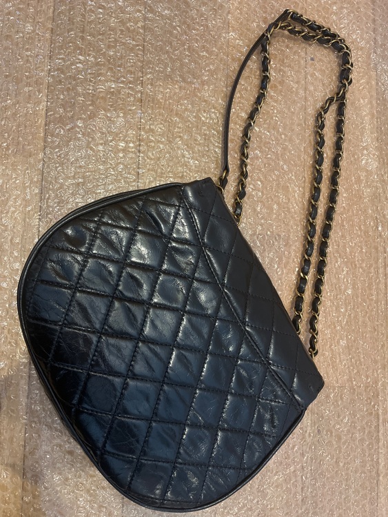 ショルダーバッグ（ブランドバッグ）の商品画像 - 査定依頼日：2025年11月18日 - 最高査定価格：180,000円