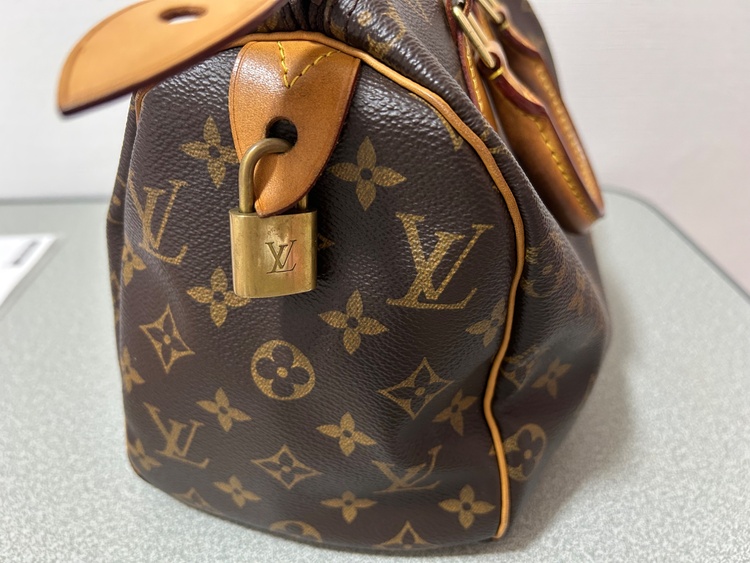 ルイヴィトン モノグラム （ブランドバッグ）の商品画像 - 査定依頼日：2026年1月8日 - 最高査定価格：25,000円