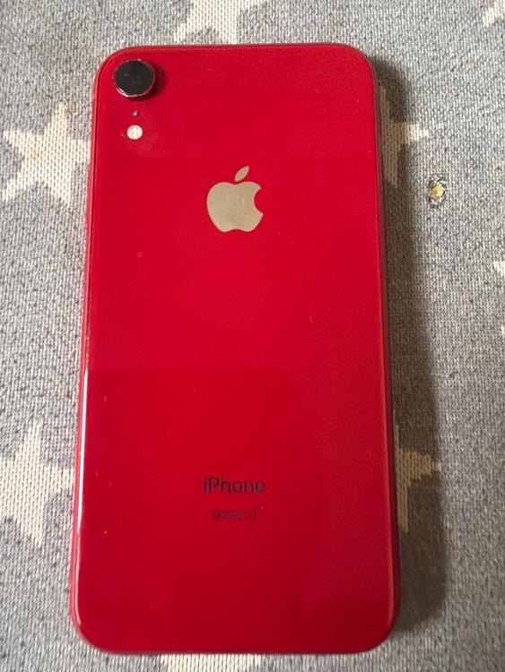 iPhone iPhoneXS 64GB au（スマホ）の商品画像 - 査定依頼日：2026年5月27日 - 最高査定価格：10,500円
