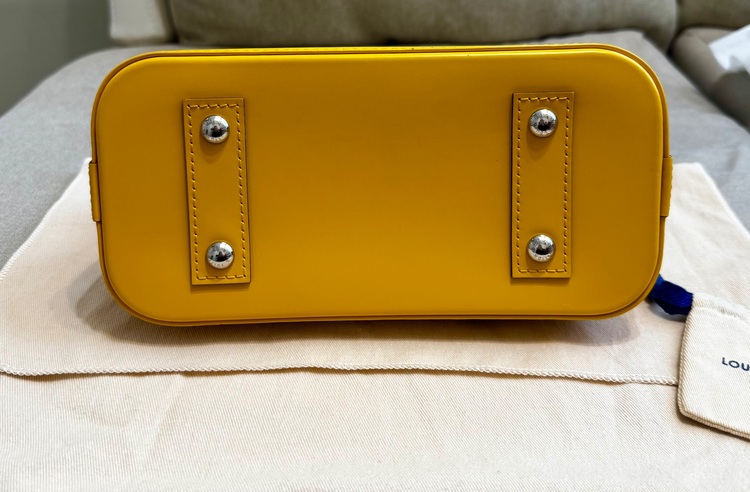 ルイヴィトン アルマ （ブランドバッグ）の商品画像 - 査定依頼日：2025年11月28日 - 最高査定価格：160,000円