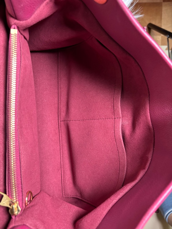 ルイ・ヴィトン バッグ/ハンドバッグ M40816 オランプオロール モノグラム（ブランドバッグ）の商品画像 - 査定依頼日：2025年8月4日 - 最高査定価格：130,000円