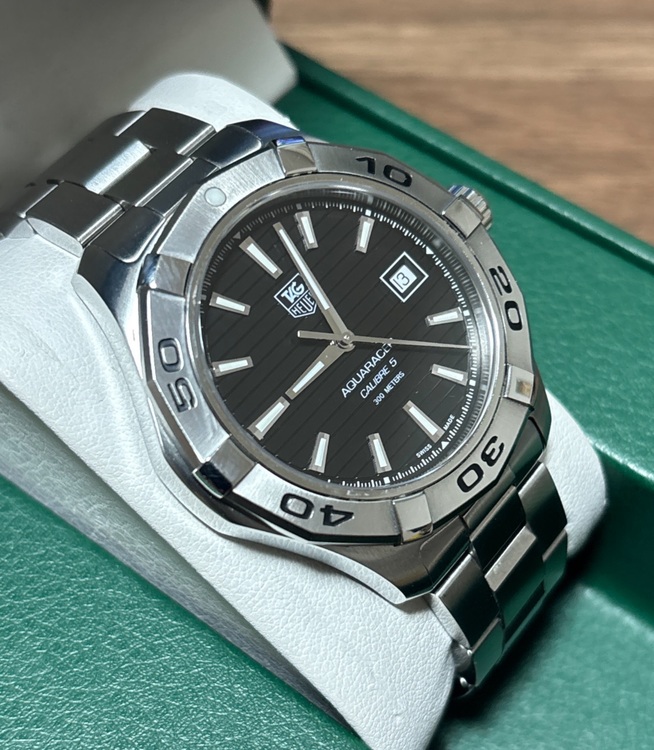 タグホイヤー WAP2010 アクアレーサー キャリバー5（高級時計）の商品画像 - 査定依頼日：2025年10月22日 - 最高査定価格：100,000円