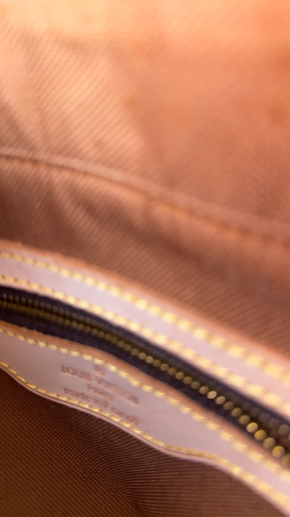 手提げカバン（ブランドバッグ）の商品画像 - 査定依頼日：2026年1月5日 - 最高査定価格：60,000円