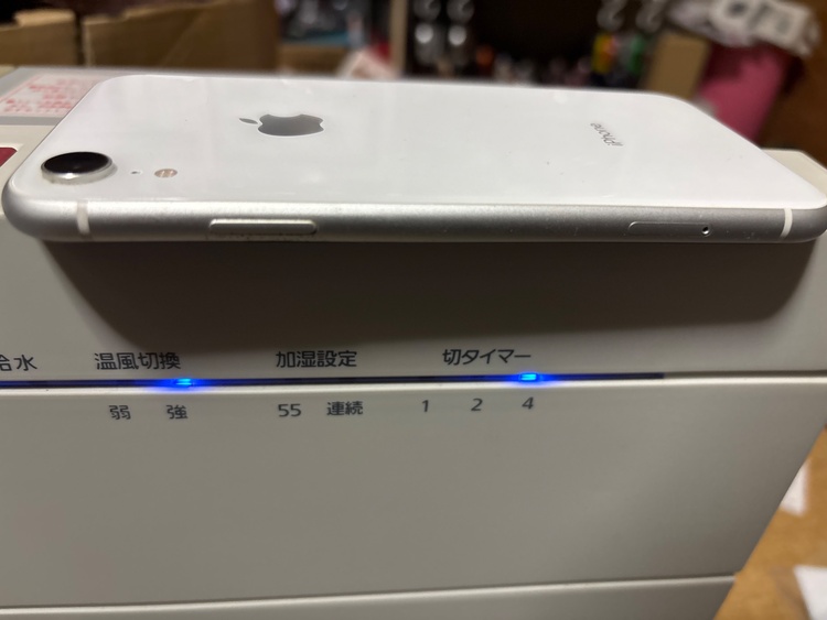 iPhoneX 64GB au（スマホ）の商品画像 - 査定依頼日：2026年3月3日 - 最高査定価格：6,000円