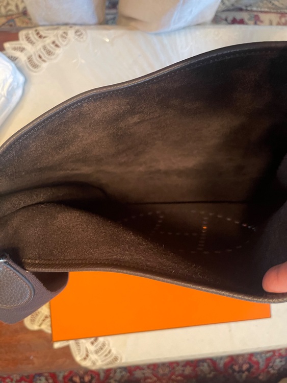 エブリン（ブランドバッグ）の商品画像 - 査定依頼日：2025年9月22日 - 最高査定価格：280,000円