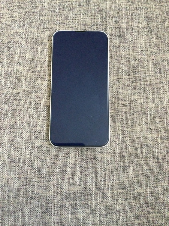 iPhone 13 128GB docomo（スマホ）の商品画像 - 査定依頼日：2026年4月19日 - 最高査定価格：40,000円