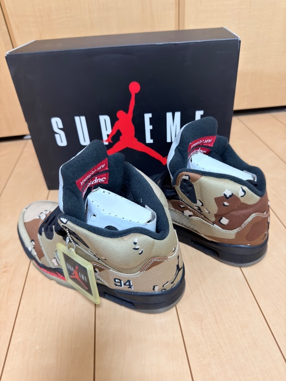 シュプリーム　ジョーダン5（古着・ファッション）の商品画像 - 査定依頼日：2026年1月13日 - 最高査定価格：20,000円
