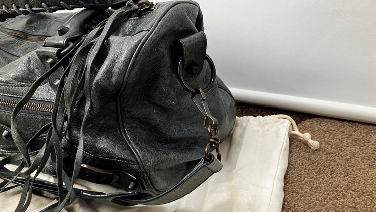 バレンシアガ  （ブランドバッグ）の商品画像 - 査定依頼日：2026年2月23日 - 最高査定価格：98,000円