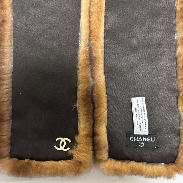 ラパン　リアルファー　マフラー（古着・ファッション）の商品画像 - 査定依頼日：2026年2月17日 - 最高査定価格：30,000円