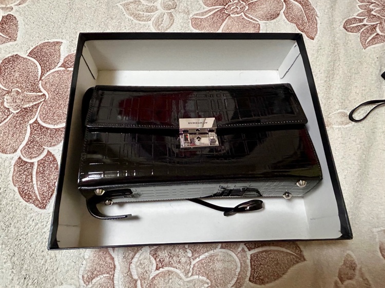 不明（ブランドバッグ）の商品画像 - 査定依頼日：2025年7月29日 - 最高査定価格：15,000円