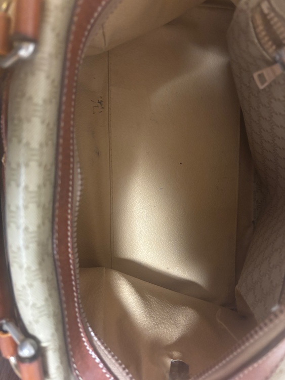 CELINE ボストンバッグ（ブランドバッグ）の商品画像 - 査定依頼日：2025年6月10日 - 最高査定価格：3,500円