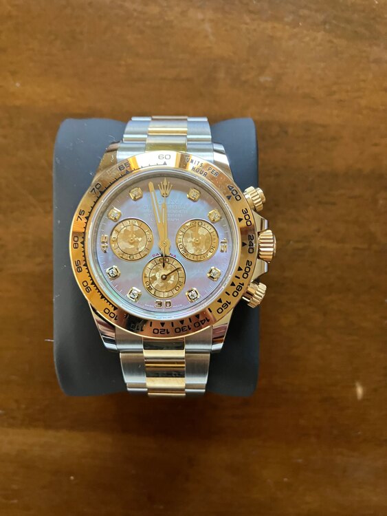 ロレックス デイトナ 11650（高級時計）の商品画像 - 査定依頼日：2025年2月7日 - 最高査定価格：3,500,000円