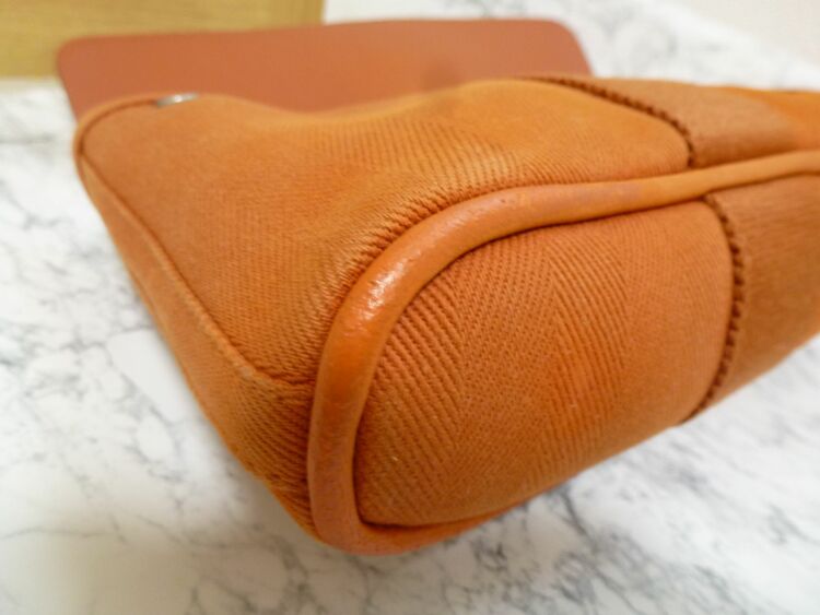 ヴァルパライソロングPM ハンドバッグ トワルシェブロン オレンジ レディース（ブランドバッグ）の商品画像 - 査定依頼日：2025年11月19日 - 最高査定価格：55,000円