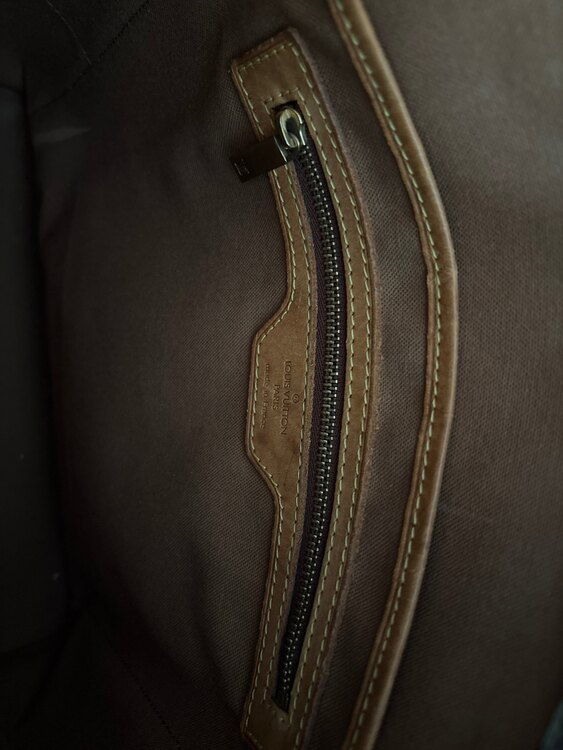 ルイヴィトン モノグラム （ブランドバッグ）の商品画像 - 査定依頼日：2025年4月11日 - 最高査定価格：100,000円