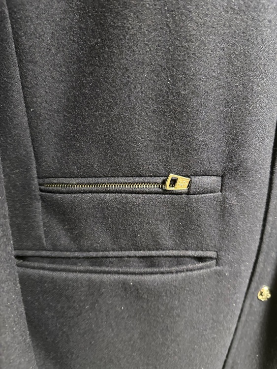 H20911C00013（古着・ファッション）の商品画像 - 査定依頼日：2025年11月18日 - 最高査定価格：26,000円