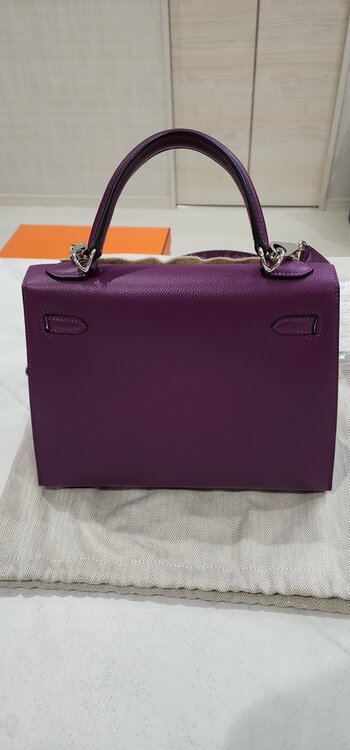 エルメス ケリー（ブランドバッグ）の商品画像 - 査定依頼日：2026年10月6日 - 最高査定価格：2,500,000円