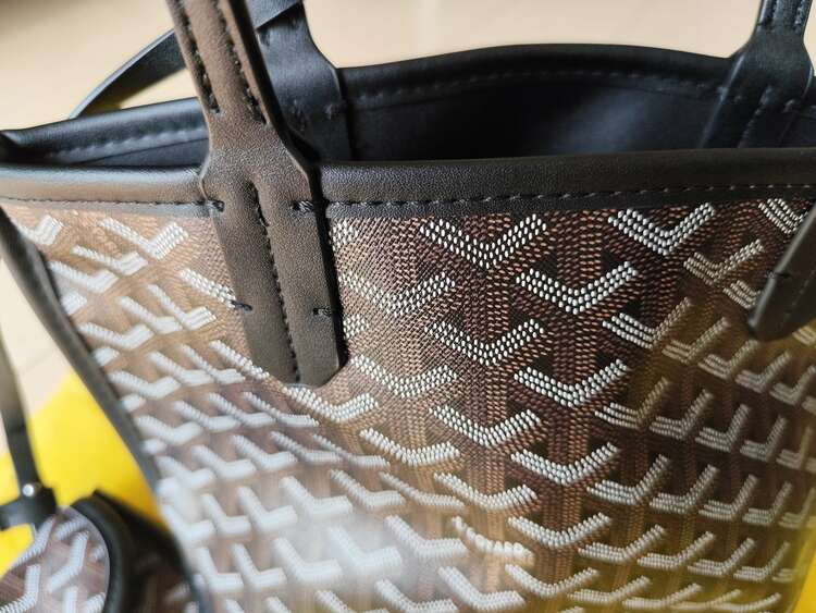 トートバッグ（ブランドバッグ）の商品画像 - 査定依頼日：2025年3月26日 - 最高査定価格：300,000円