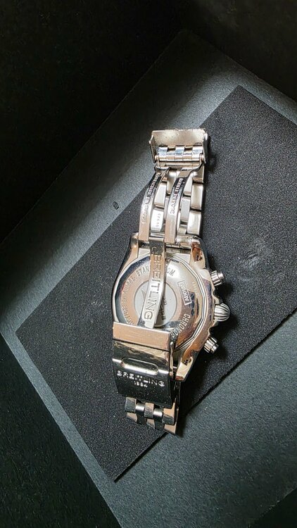 クロノマットB01（高級時計）の商品画像 - 査定依頼日：2026年3月20日 - 最高査定価格：420,000円