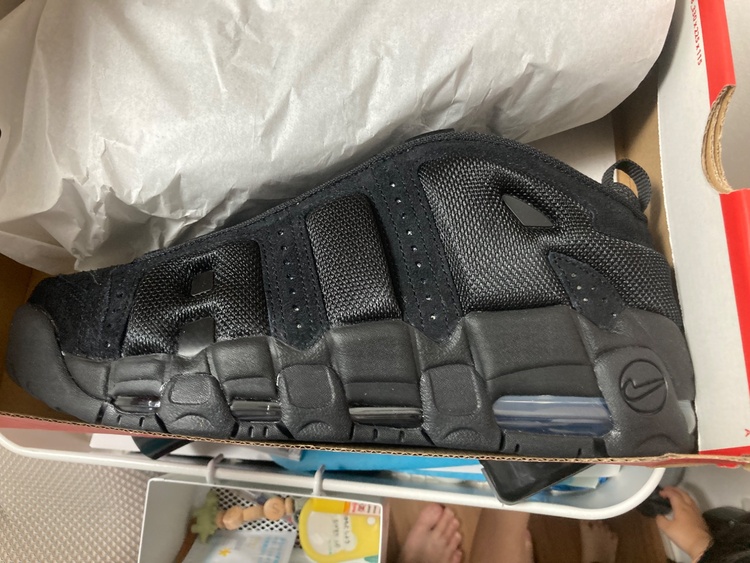 NIKE エアモア　ブラック（古着・ファッション）の商品画像 - 査定依頼日：2026年4月28日 - 最高査定価格：100,000円