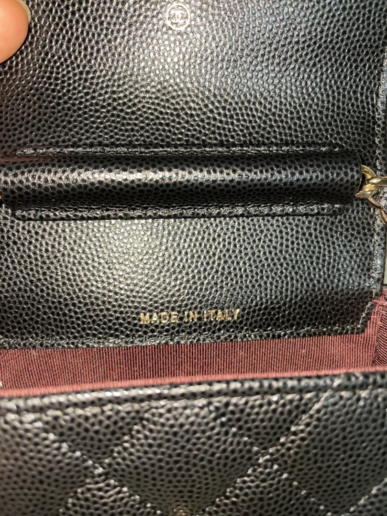 ミニミニマトラッセ（ブランドバッグ）の商品画像 - 査定依頼日：2025年8月2日 - 最高査定価格：300,000円