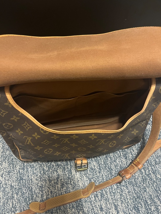 ソミュール35（ブランドバッグ）の商品画像 - 査定依頼日：2026年2月11日 - 最高査定価格：100,000円