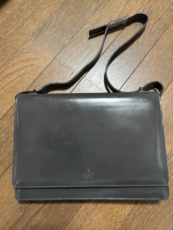 ショルダーバッグ（ブランドバッグ）の商品画像 - 査定依頼日：2026年3月29日 - 最高査定価格：12,000円