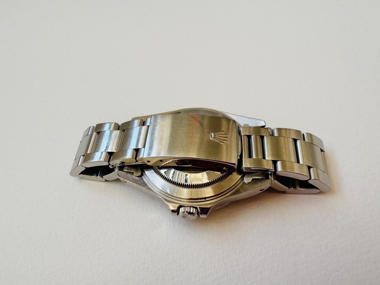 エクスプローラー2 ホワイト（高級時計）の商品画像 - 査定依頼日：2025年11月16日 - 最高査定価格：1,200,000円