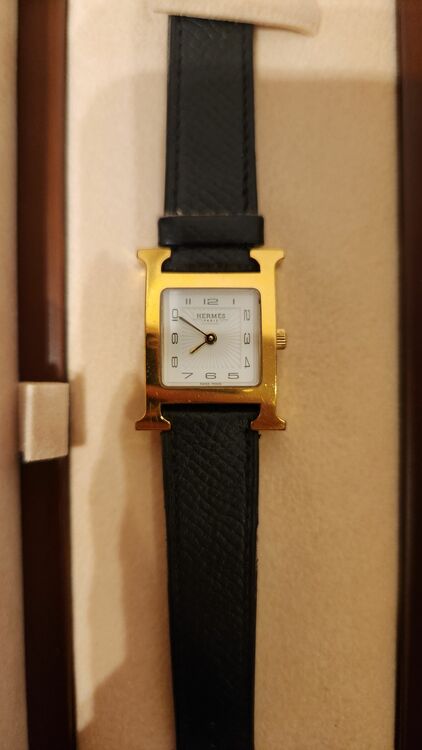 HERMES エルメス Hウォッチ（高級時計）の商品画像 - 査定依頼日：2025年9月21日 - 最高査定価格：60,000円