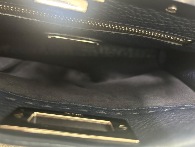 フェンディ  （ブランドバッグ）の商品画像 - 査定依頼日：2025年6月13日 - 最高査定価格：130,000円