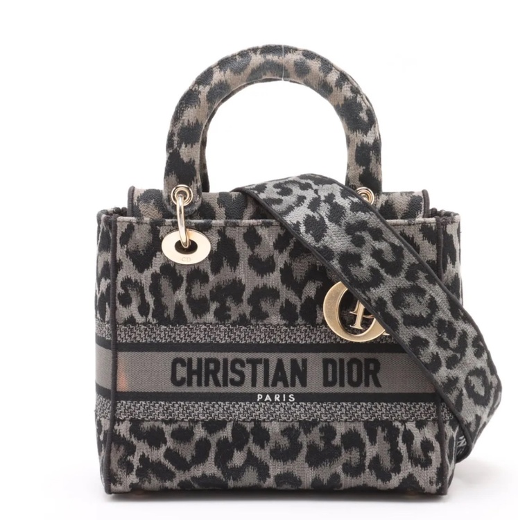 レディディオール（ブランドバッグ）の商品画像 - 査定依頼日：2026年1月23日 - 最高査定価格：175,000円