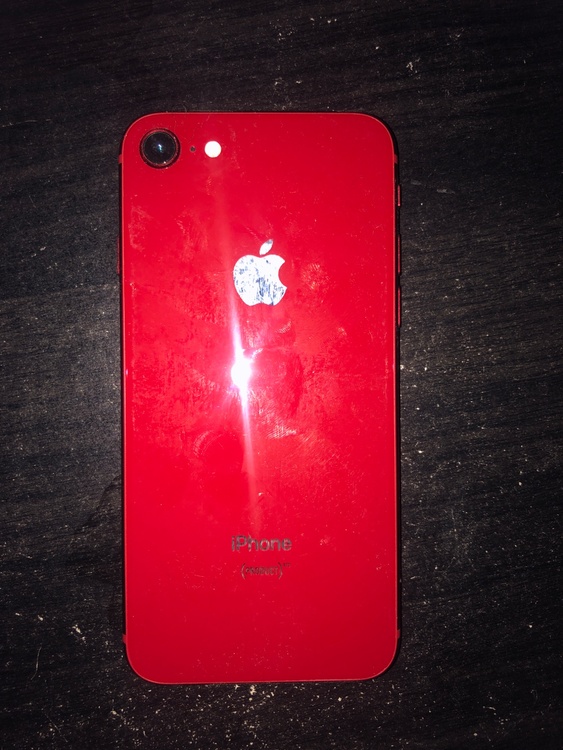 iPhone8 64GB docomo（スマホ）の商品画像 - 査定依頼日：2026年1月10日 - 最高査定価格：2,000円