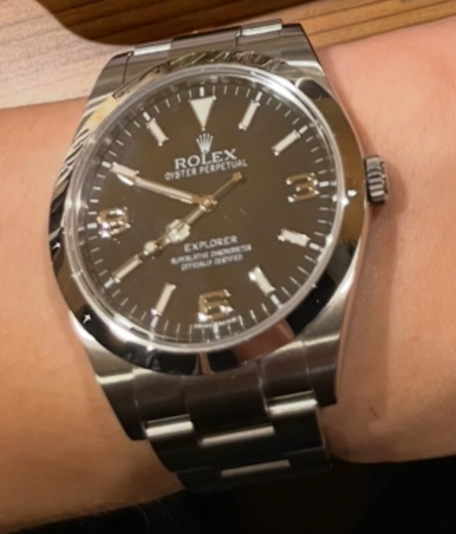 ロレックス エクスプローラー 21427（高級時計）の商品画像 - 査定依頼日：2025年8月9日 - 最高査定価格：1,050,000円