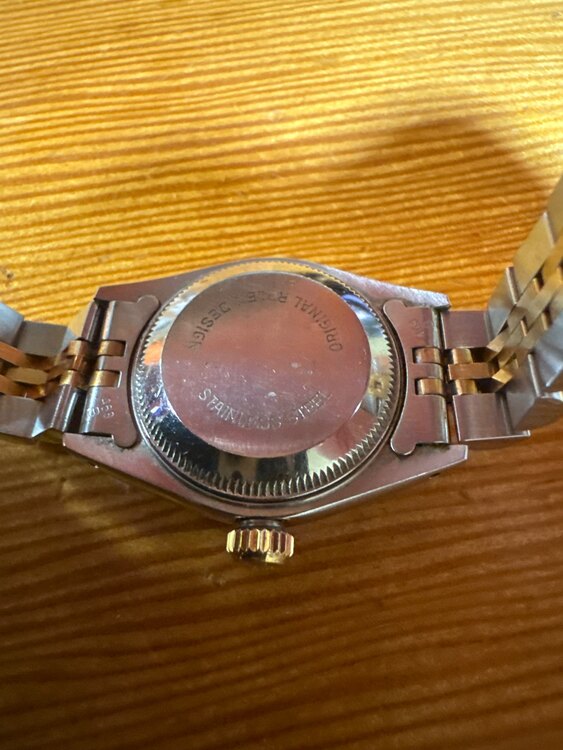 ロレックス デイトジャスト 6917（高級時計）の商品画像 - 査定依頼日：2025年1月28日 - 最高査定価格：550,000円