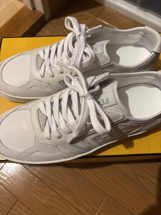 FENDI M.RUNNING（古着・ファッション）の商品画像 - 査定依頼日：2026年4月30日