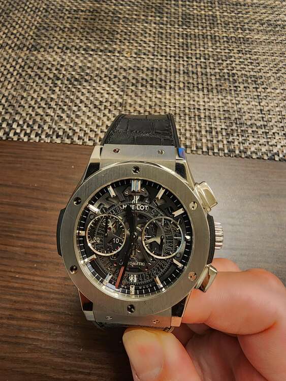 ウブロ クラシックフュージョン （高級時計）の商品画像 - 査定依頼日：2025年1月25日 - 最高査定価格：870,000円