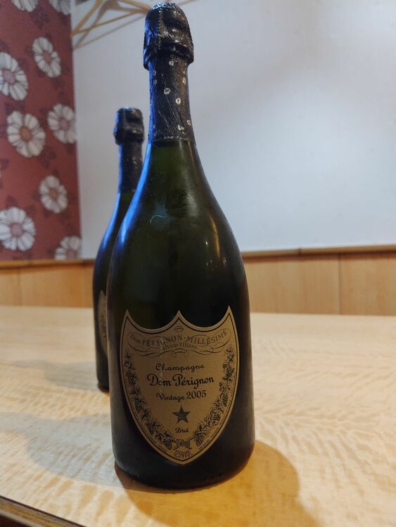 シャンパン ドン・ペリニヨン （お酒）の商品画像 - 査定依頼日：2025年6月16日 - 最高査定価格：42,000円