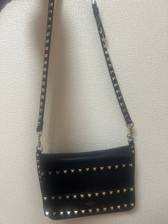 ヴァレンティノ（ブランドバッグ）の商品画像 - 査定依頼日：2025年3月1日 - 最高査定価格：20,000円